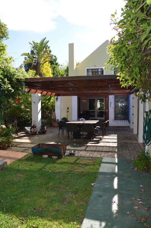 Bed and Breakfast The Blue Door à Greyton Extérieur photo
